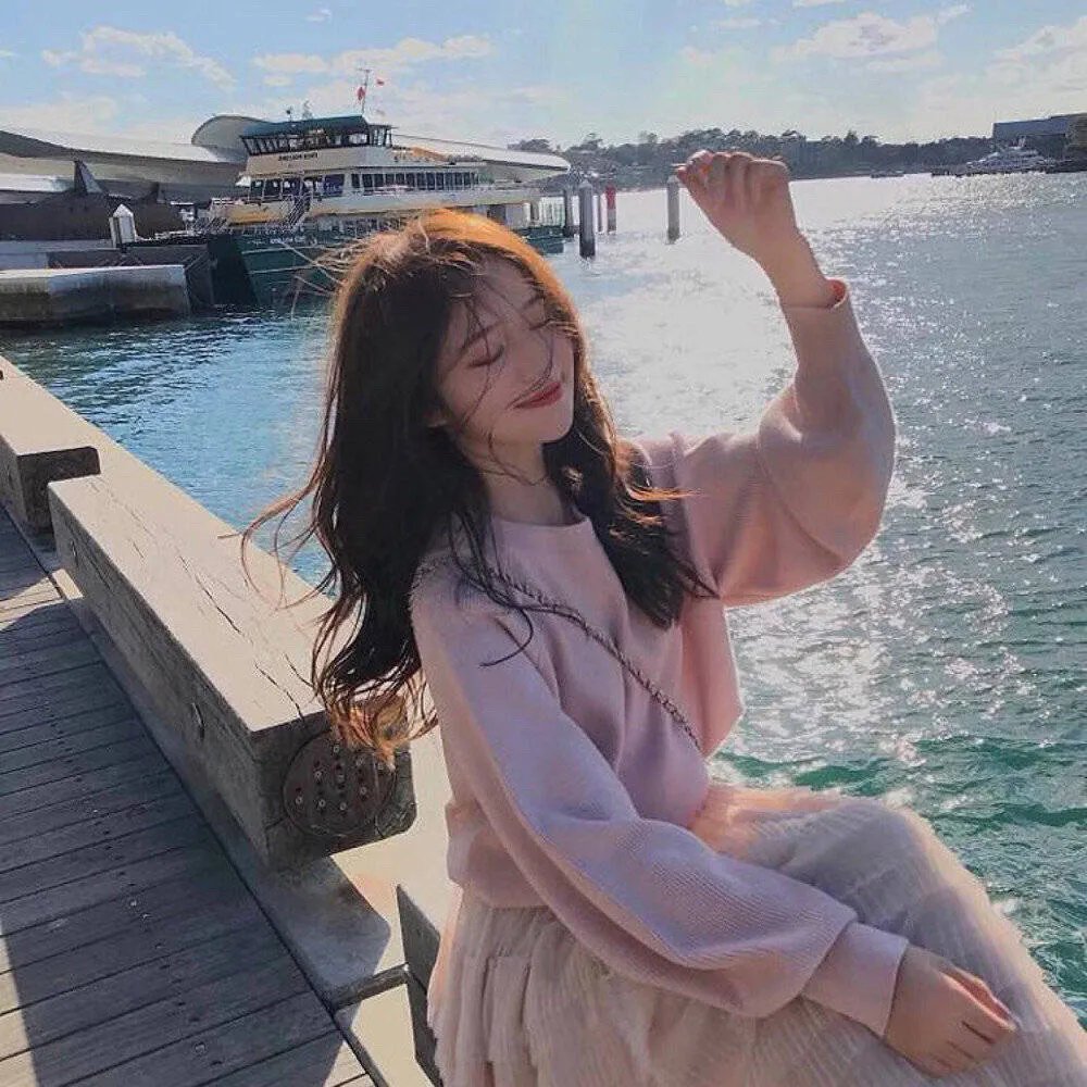 操场胶片纪海报